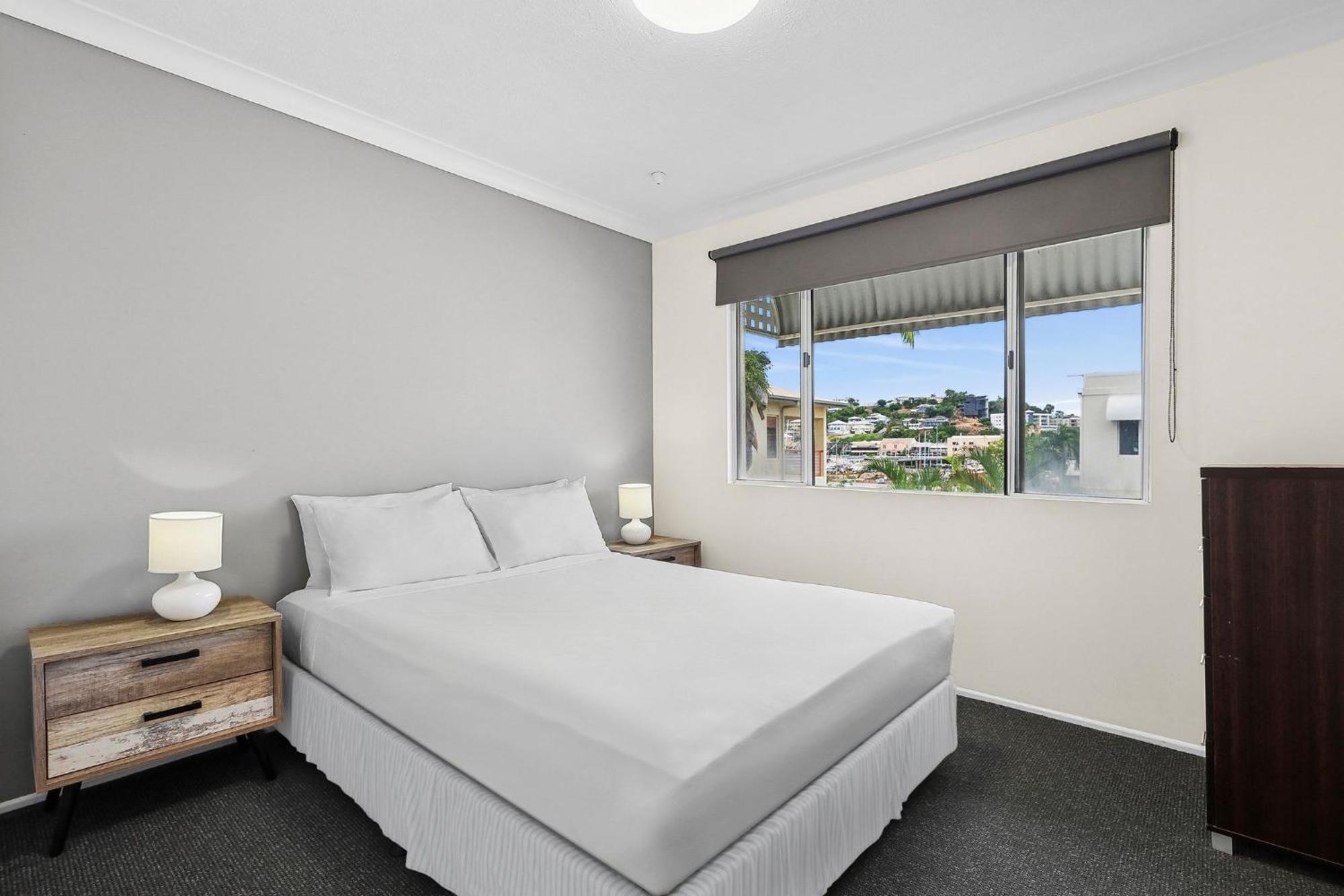 Park Regis Anchorage Hotel Townsville Bagian luar foto